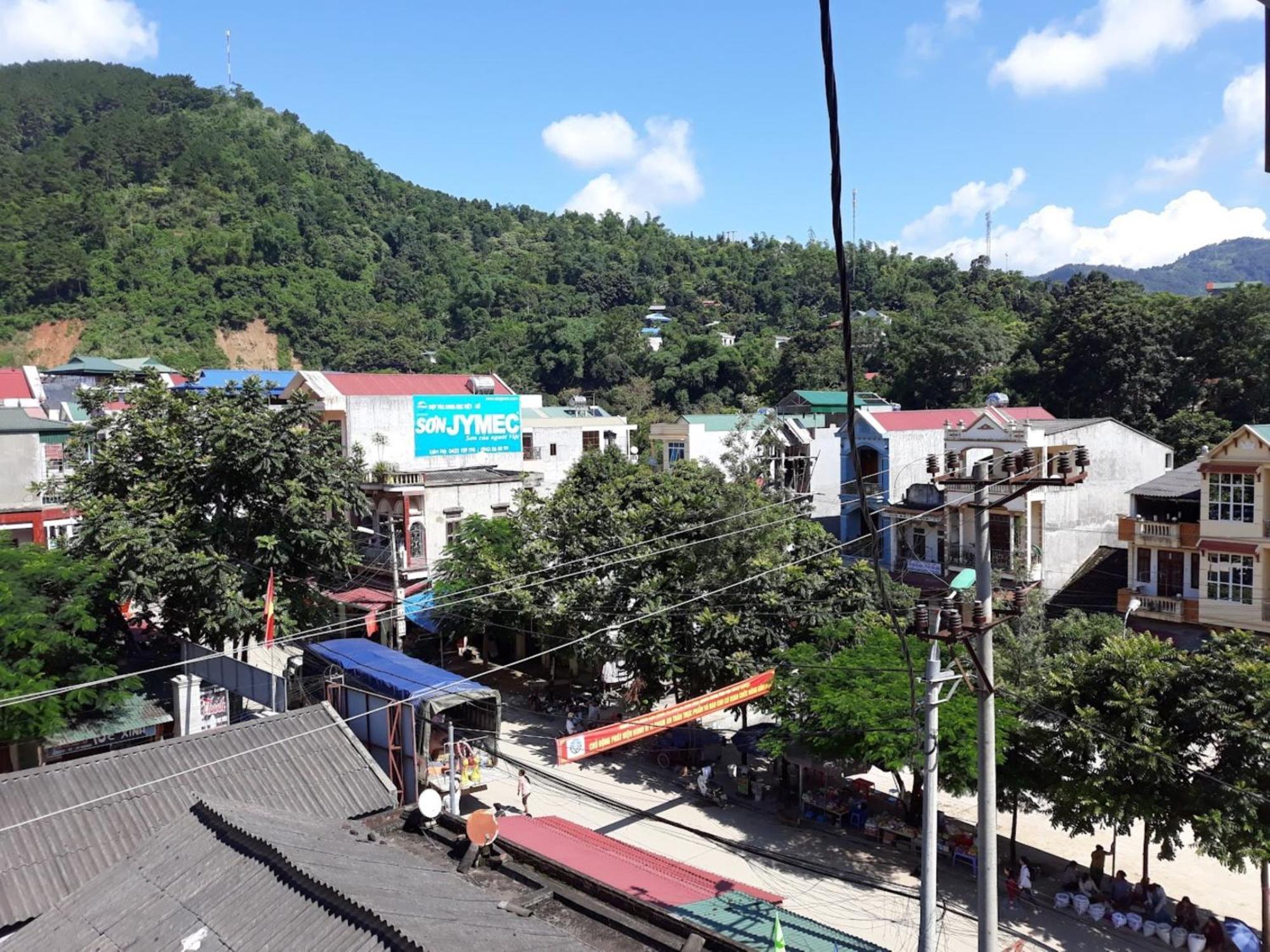 Phuong Linh Hotel Bao Lac Экстерьер фото